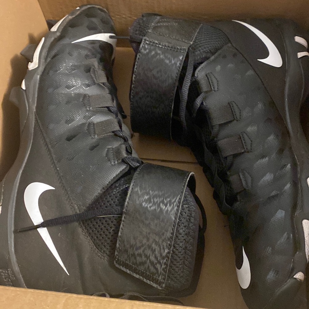 Nike Force savage shark football cleats